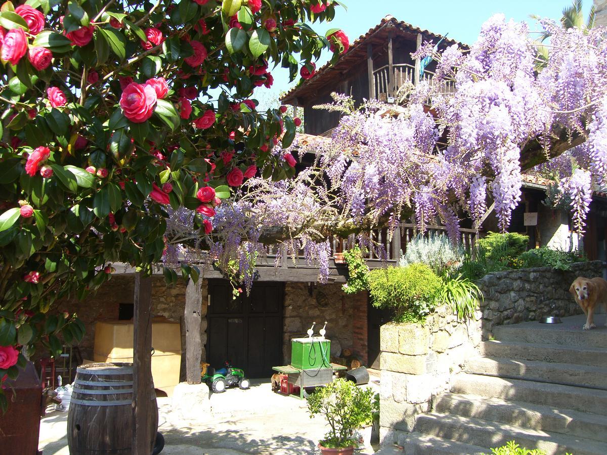 Posada El Pareon Sirviella Exterior photo