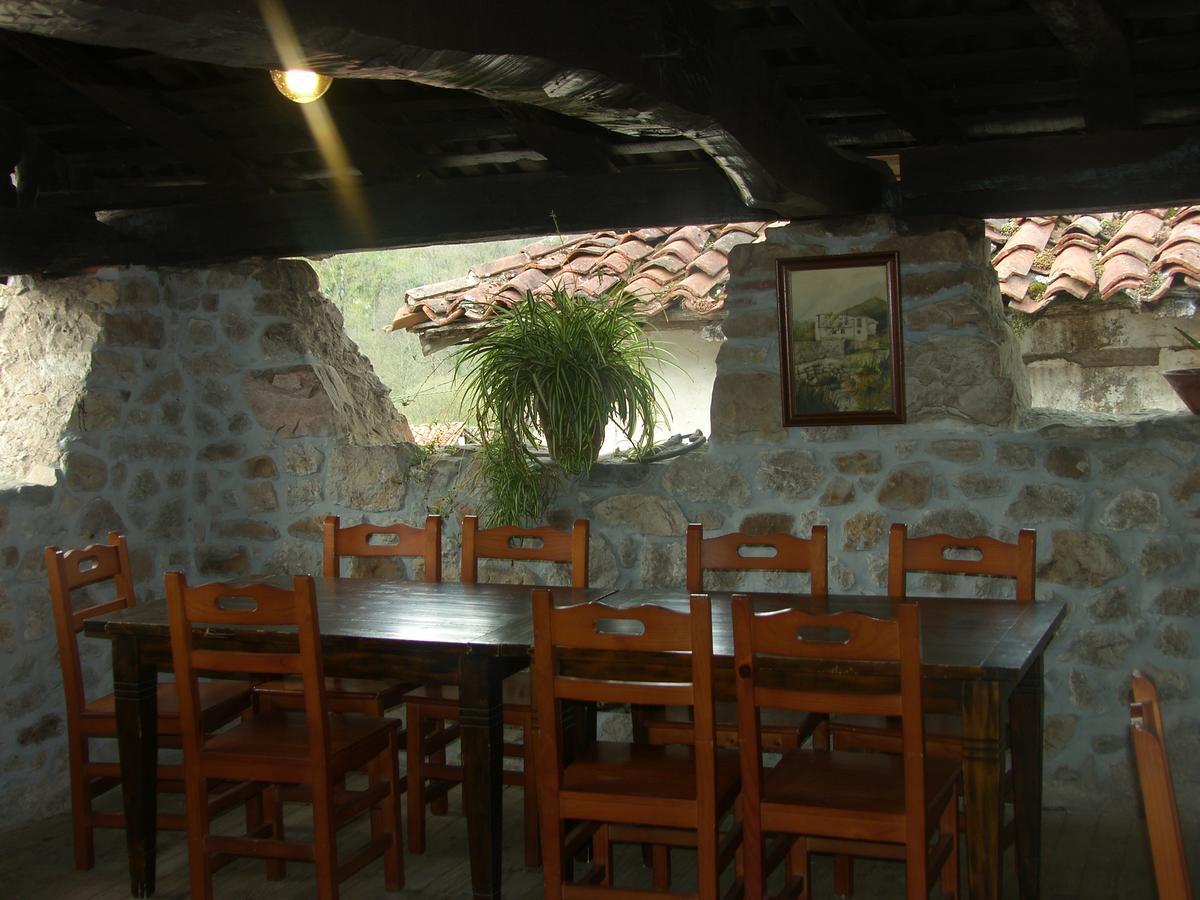 Posada El Pareon Sirviella Exterior photo