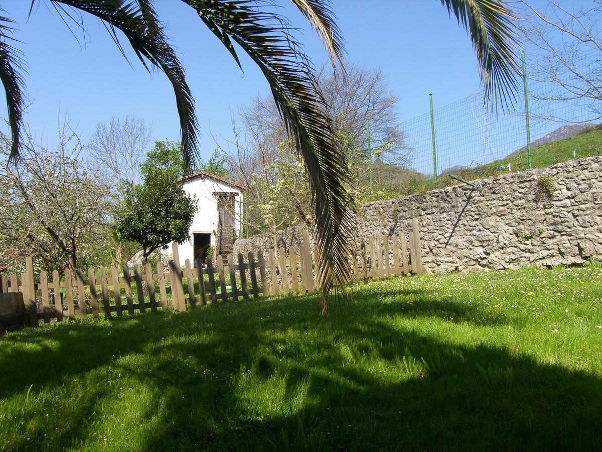 Posada El Pareon Sirviella Exterior photo